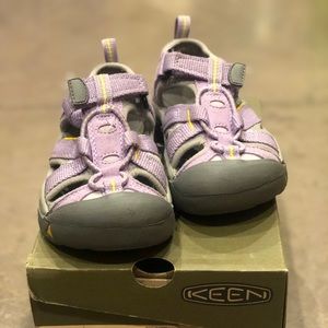 Keen Venice H2 Waterproof Sandal (Sz 9)